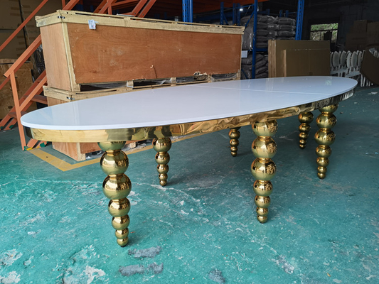 طاولات حفلات الزفاف البيضاوية MDF على طراز الولائم طاولات استقبال الزفاف Ss Gold Ball Legs