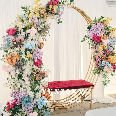 سعر جيد أريكة بإطار من الفولاذ المقاوم للصدأ الذهبي بتصميم دائري للأزواج لحفلات الزفاف وتناول الطعام كراسي طعام مريحة الانترنت