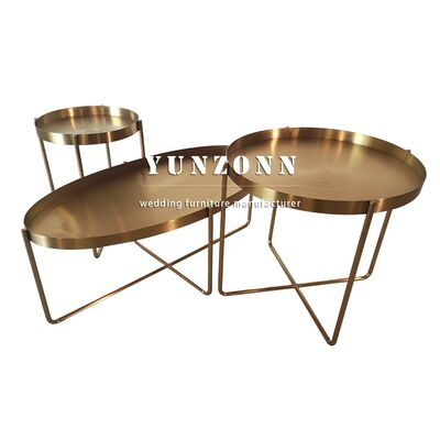 سعر جيد طاولة قهوة جانبية معدنية ذهبية على شكل بيضاوي لغرفة الضيوف، طاولة معدنية زخرفية الانترنت