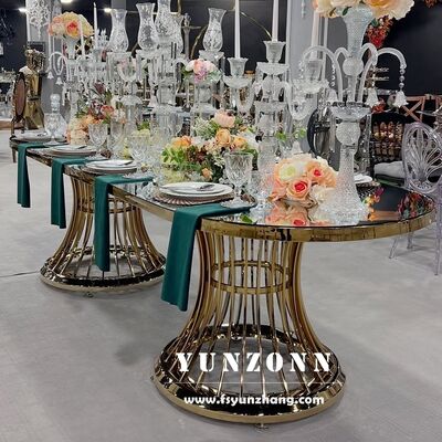 سعر جيد طاولة الزفاف الفولاذ المقاوم للصدأ الذهبية الفاخرة طاولة طعام زجاجية لاستخدام الفندق أثاث مناسبة أنيقة الانترنت