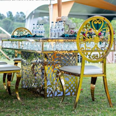 سعر جيد فندق فاخر معلق كريستالي من الفولاذ المقاوم للصدأ الزجاج الذهبي حفلات الزفاف والأحداث طاولة طعام للمطاعم المطاعم والحفلات الانترنت