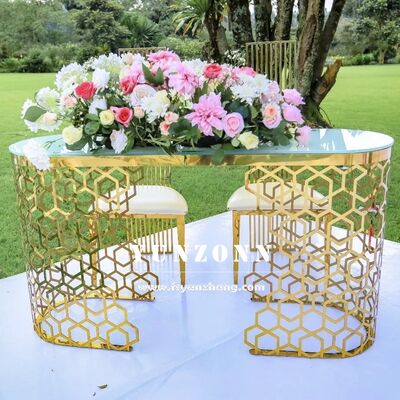 سعر جيد بيع ساخن طاولة بيضاوية فاخرة تصميم مجوف حديث من الفولاذ المقاوم للصدأ للطعام الانترنت