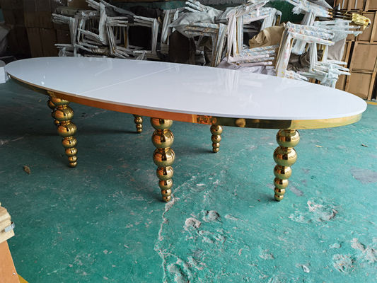 سعر جيد طاولات حفلات الزفاف البيضاوية MDF على طراز الولائم طاولات استقبال الزفاف Ss Gold Ball Legs الانترنت